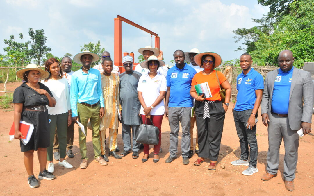 Le Conseil d’Administration de l’alliance visite des entreprises et sites de biodigesteur au Benin